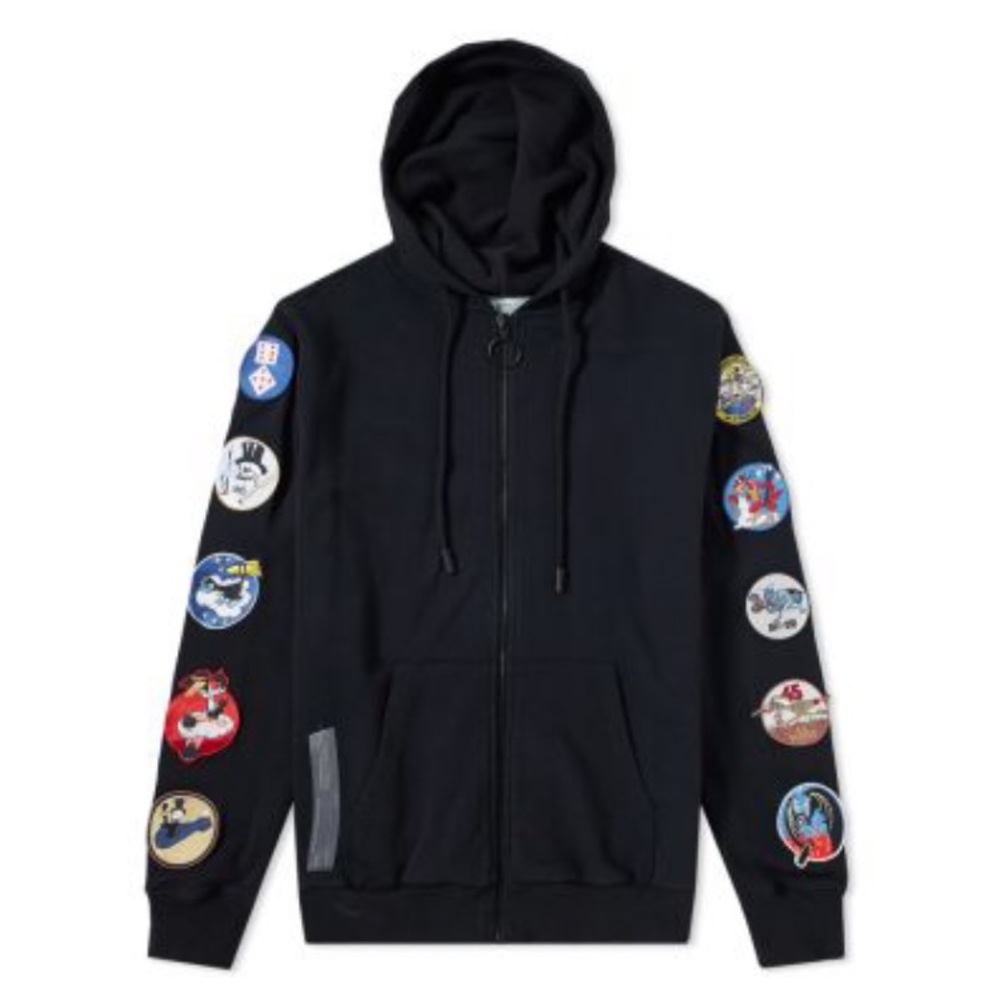 Offwhite sweater with patches